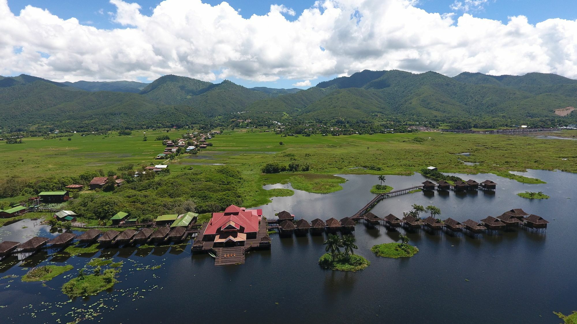 Golden Island Cottages Thale U Hotel Ywama Ngoại thất bức ảnh