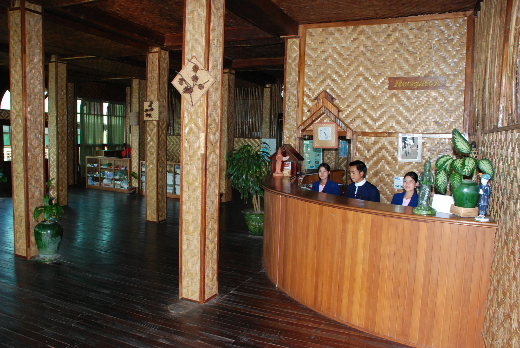Golden Island Cottages Thale U Hotel Ywama Ngoại thất bức ảnh