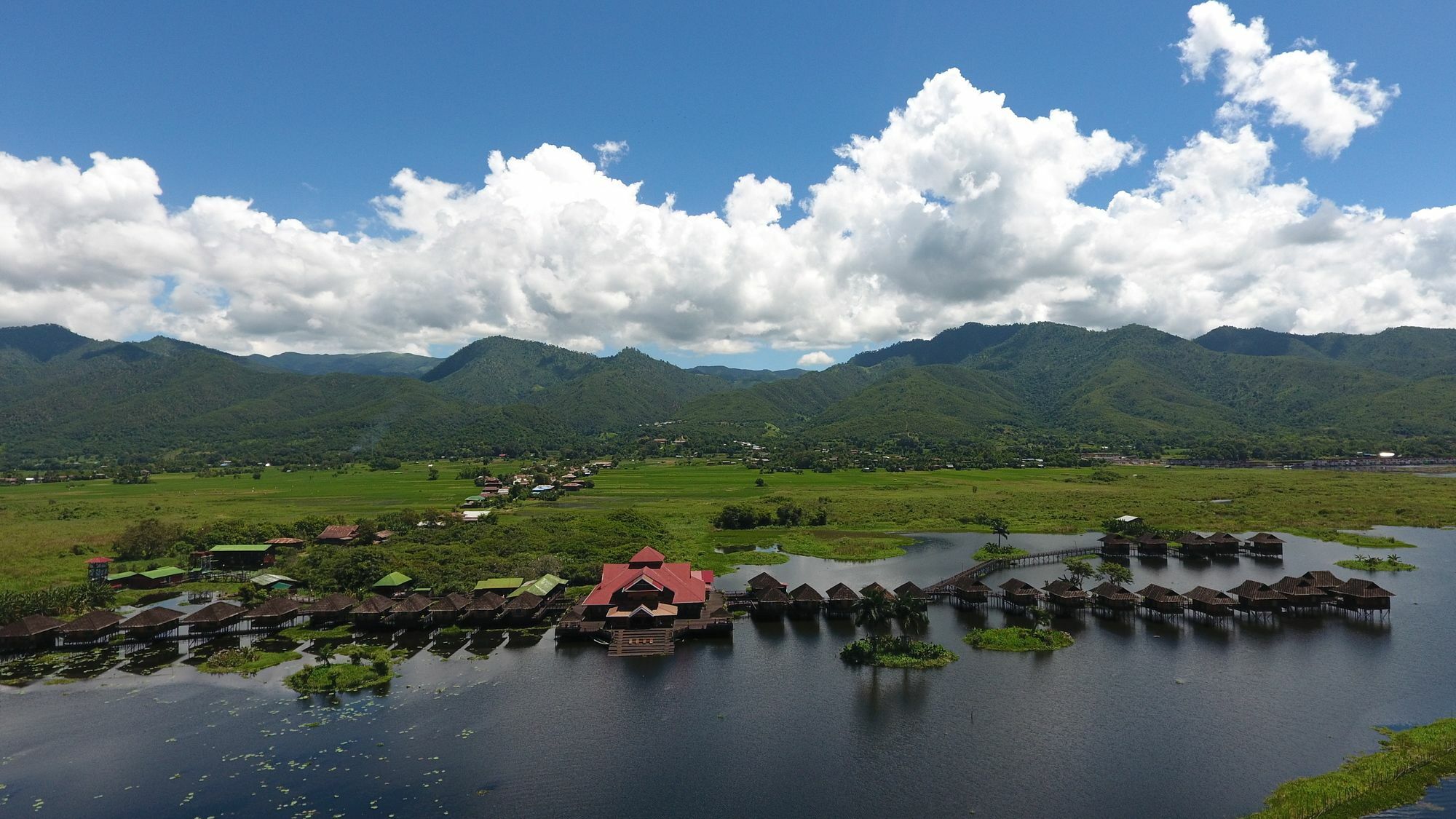 Golden Island Cottages Thale U Hotel Ywama Ngoại thất bức ảnh